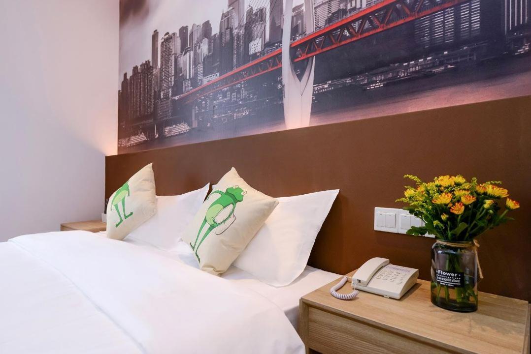 Heye International Youth Hostel Чунцин Экстерьер фото